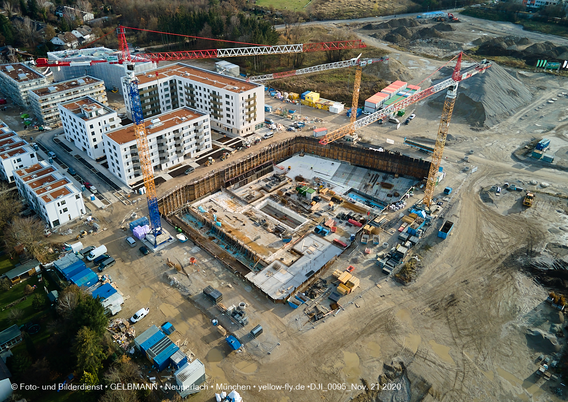 21.11.2020 - Piederstrorfer Gelände und Alexisquartier in Neuperlach in München